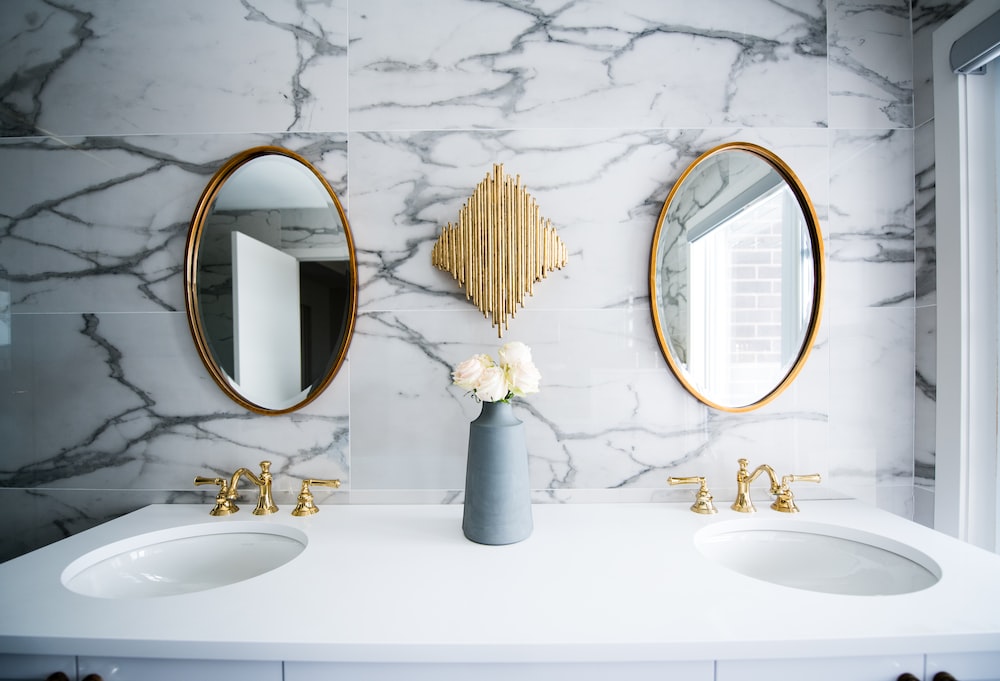 A white-colored bathroom sink